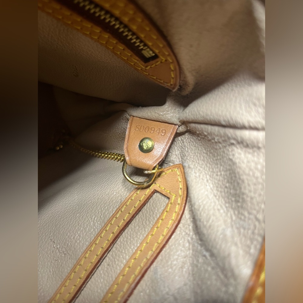 Louis Vuitton Monogram Petit Bucket Bag - Picture 17 of 17